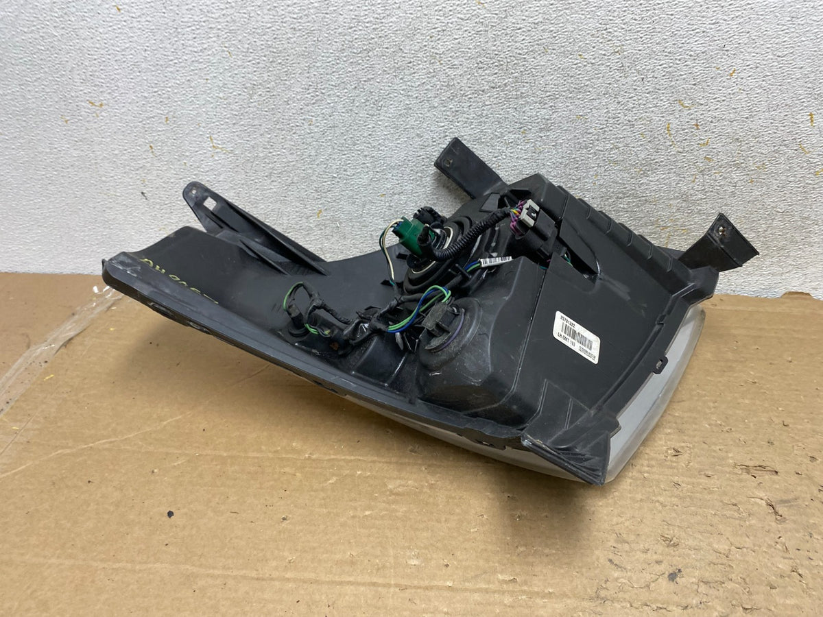 2007 to 2009 Suzuki XL-7 XL7 Left Driver LH Side Headlight AH9057 DW7
