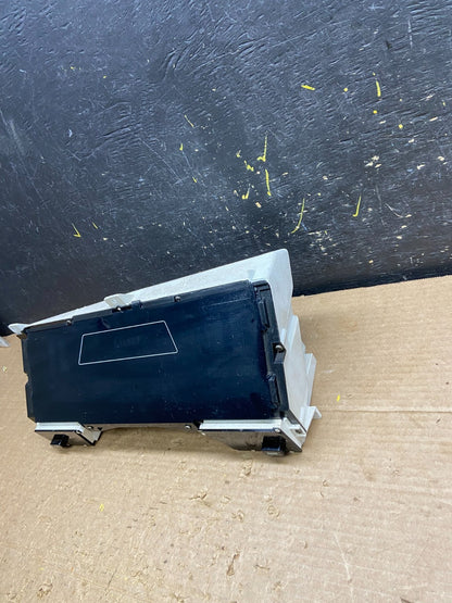 1988 1989 Oldsmobile Toronado Instrument Cluster Speedometer 01639654 W3023 DG3