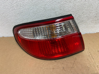 1999 to 2000 Mazda Millenia Left Driver LH Side Tail Light AD7989 DG0
