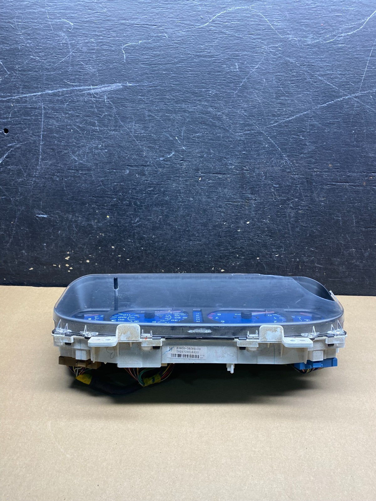 2001 2003 Toyota Sienna Speedometer Cluster Gauge W4047 DG6