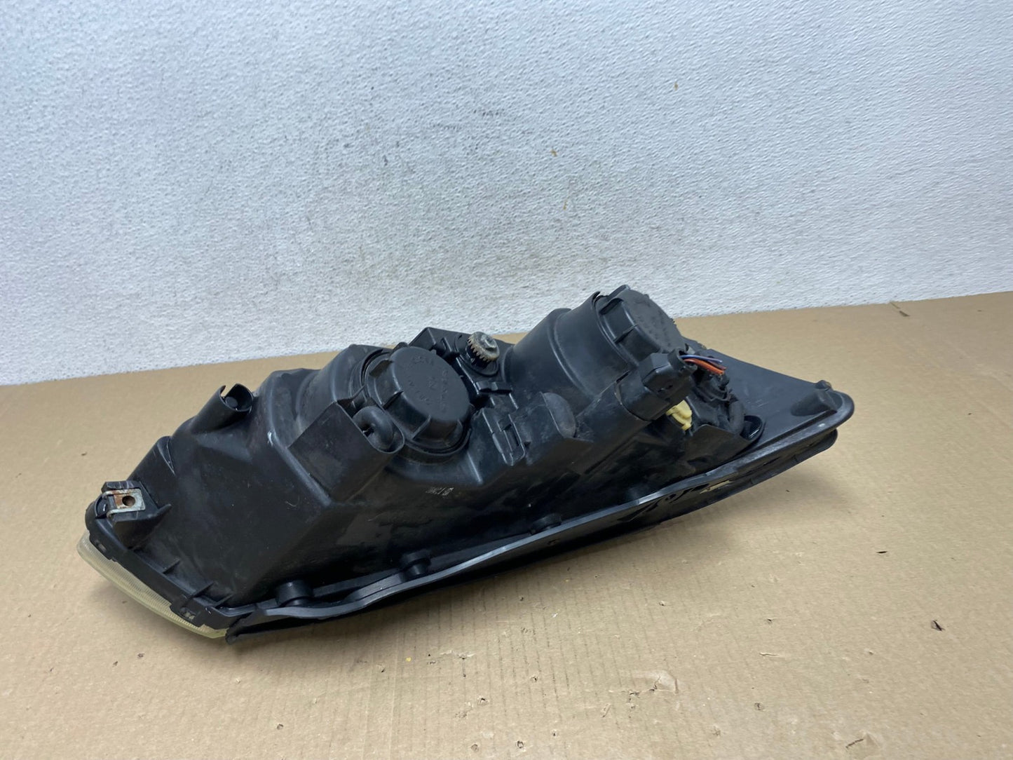 2006 to 2008 Hyundai Sonata Left Driver LH Side Headlight Halogen AE9489 LK5
