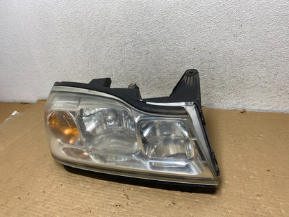 2006 to 2007 Saturn Vue Headlight Right Passenger Side Halogen AG9297 DW2
