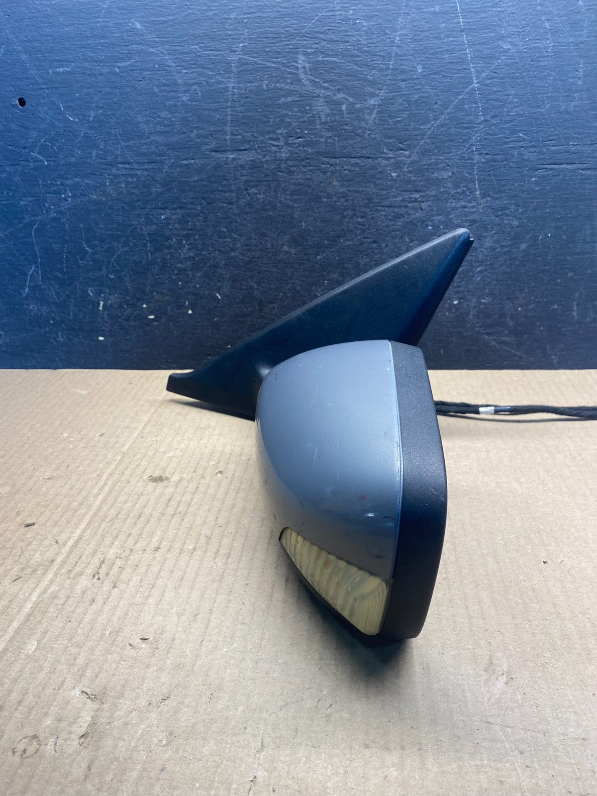 2004 - 2006 Volvo S40 Left Driver Side Turn Signal View Door Mirror AG9477 DW9