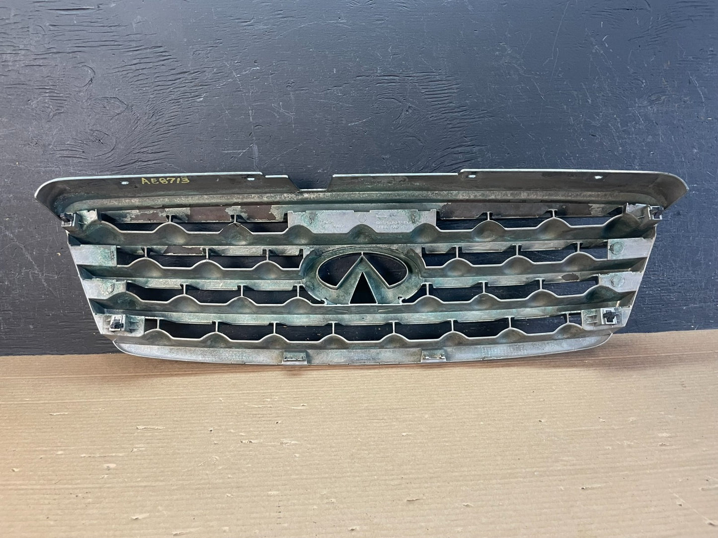 2006 2007 2008 Infiniti Fx35 Front Upper Grill Grille W/ Emblem ae8713 DG5