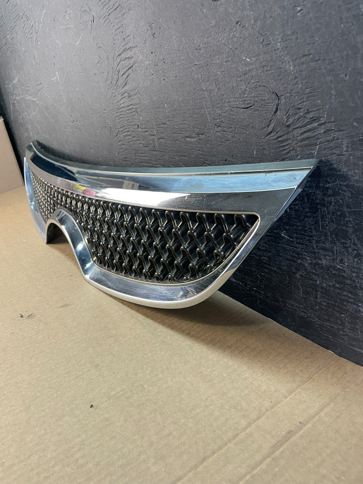 2007 to 2011 Hyundai Veracruz Chrome Grille Grill AF3697 DG1