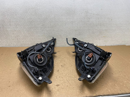 2006 to 2010 Toyota Sienna Left+Right Side Set Headlights Halogen V3682 DW13