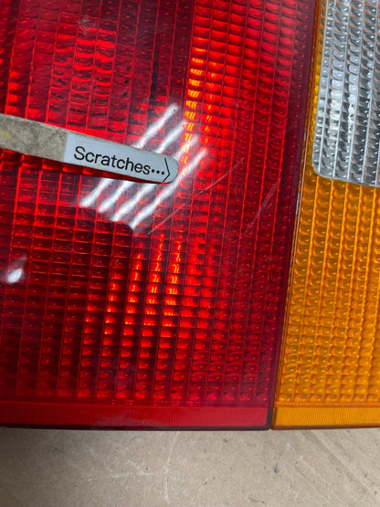 1995 to 1999 Range Rover P38 Right Passenger Side Inner Tail Light Oem AB0065 LK3