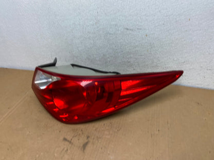 2011 2012 2013 Hyundai Sonata Right Passenger RH Tail Light AD2773 LK1