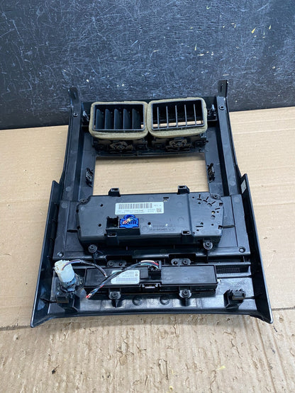 2008 to 2012 Jeep Liberty Dash Climate Temperature Control Radio Bezel AG0085 DG4