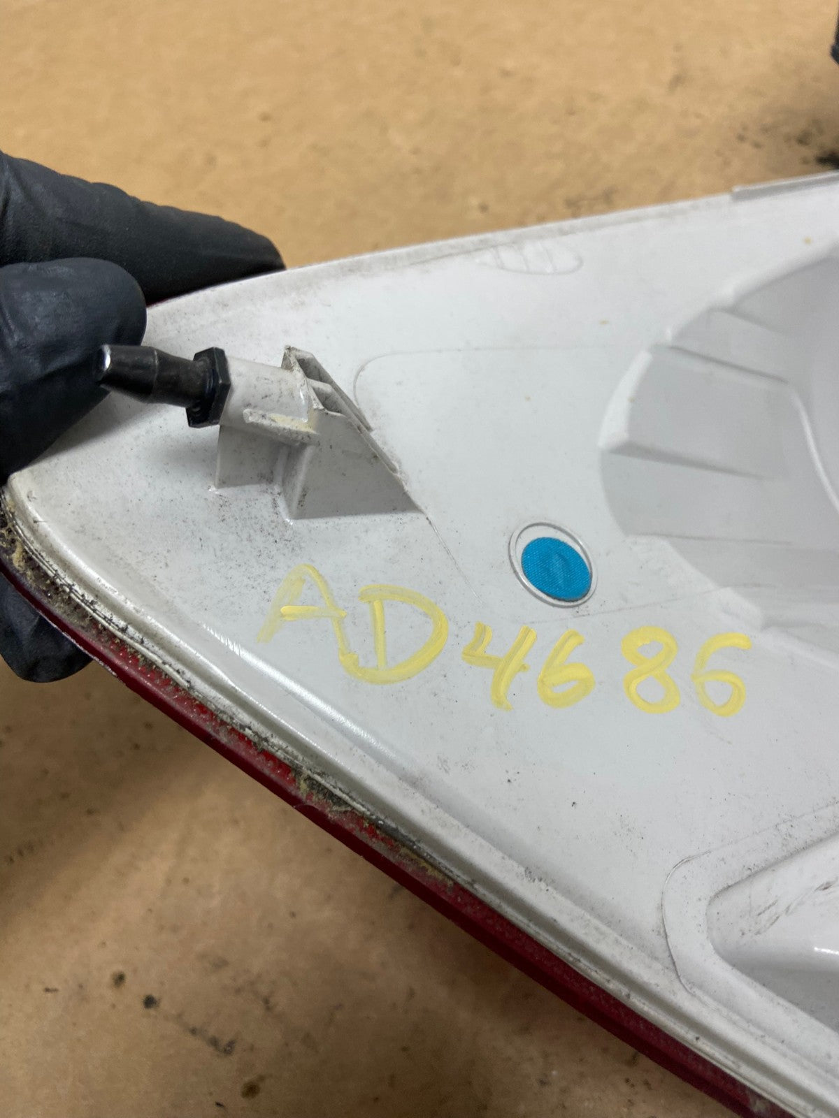 2010 to 2015 Chevrolet Equinox Right Passenger Rh Side Tail Light AD4686 LK5