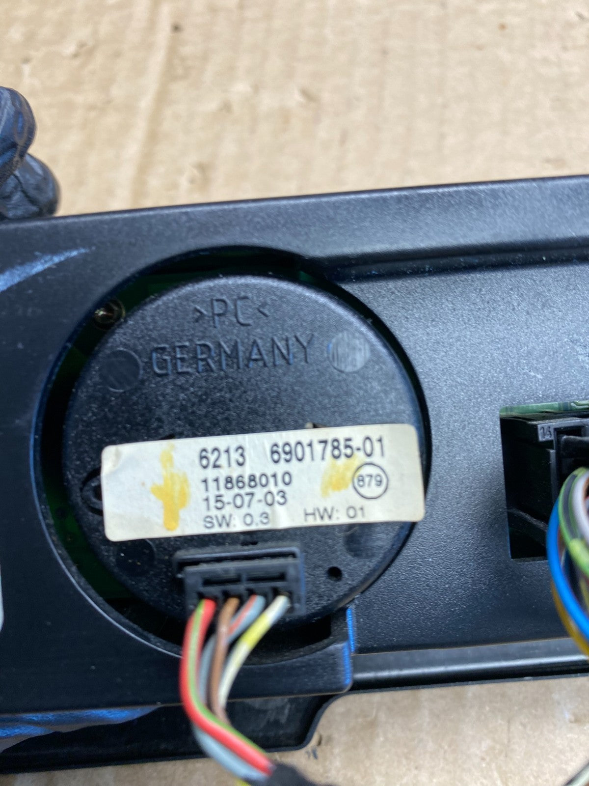 2003-2010 Range Rover L322 Center Clock Panel DSC Switch Control Power AC9389 DG4