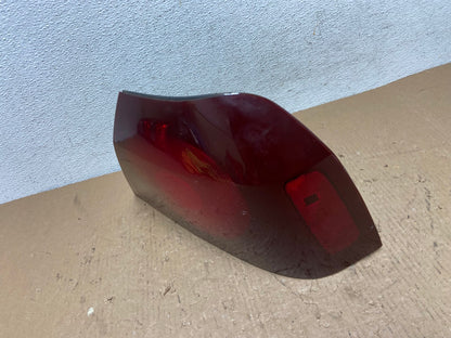 2000 to 2005 Chevrolet Impala Right Passenger Rh Side Tail Light AD8774 LK1