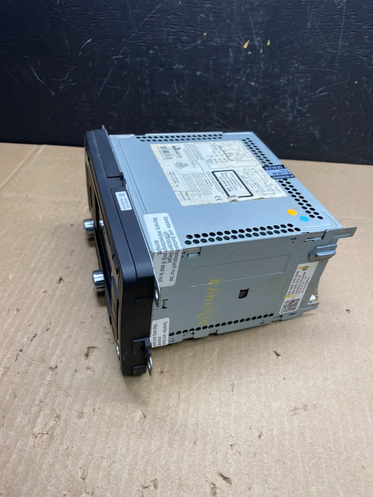 2013 to 2016 Volkswagen Jetta / CC Radio CD Player Receiver OEM ab9449 DG2