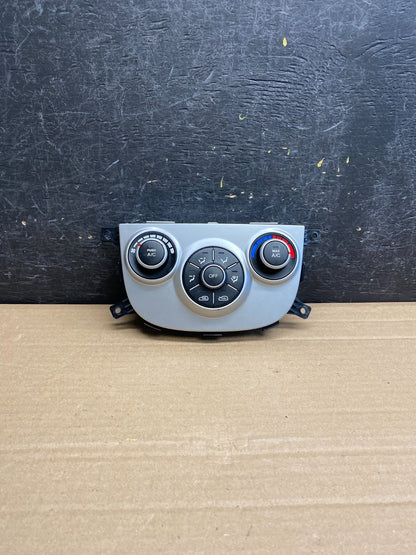 2010 2011 2012 Hyundai Santa Fe Automatic Climate AC Heater Control OE AG0003 DG0