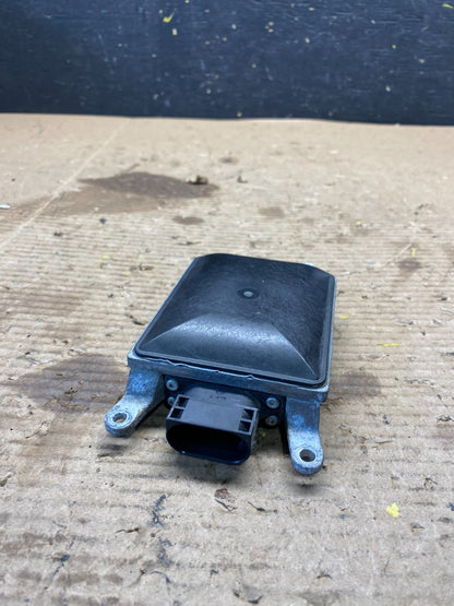 2014 - 2015 Kia Optima Rear Left Driver Blind Spot Radar Module R2668 DG3
