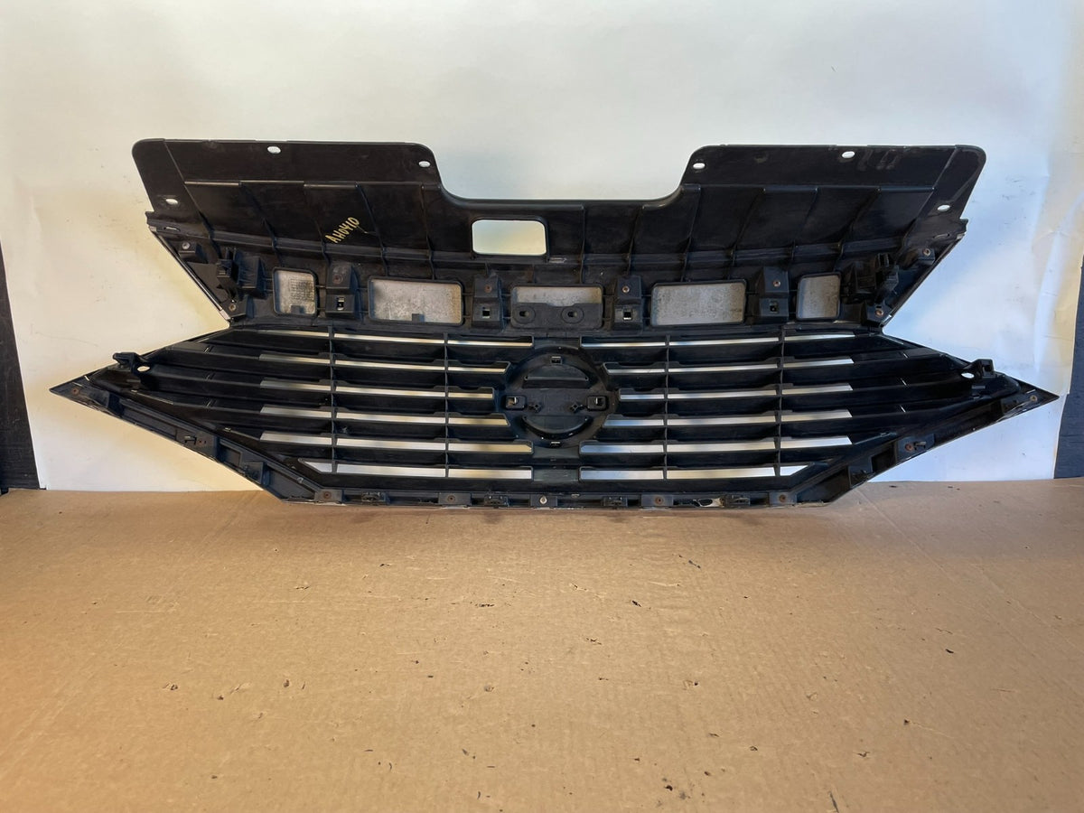 2011 to 2017 Nissan Quest Front Upper Grill Grille AH0410 DG3