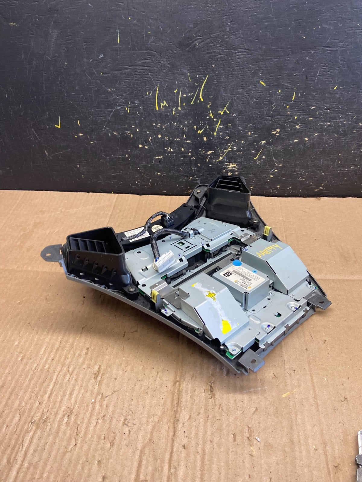 2006-2009 Subaru Tribeca Radio CD Player AC Climate Control Bezel Panel aa8144DG5