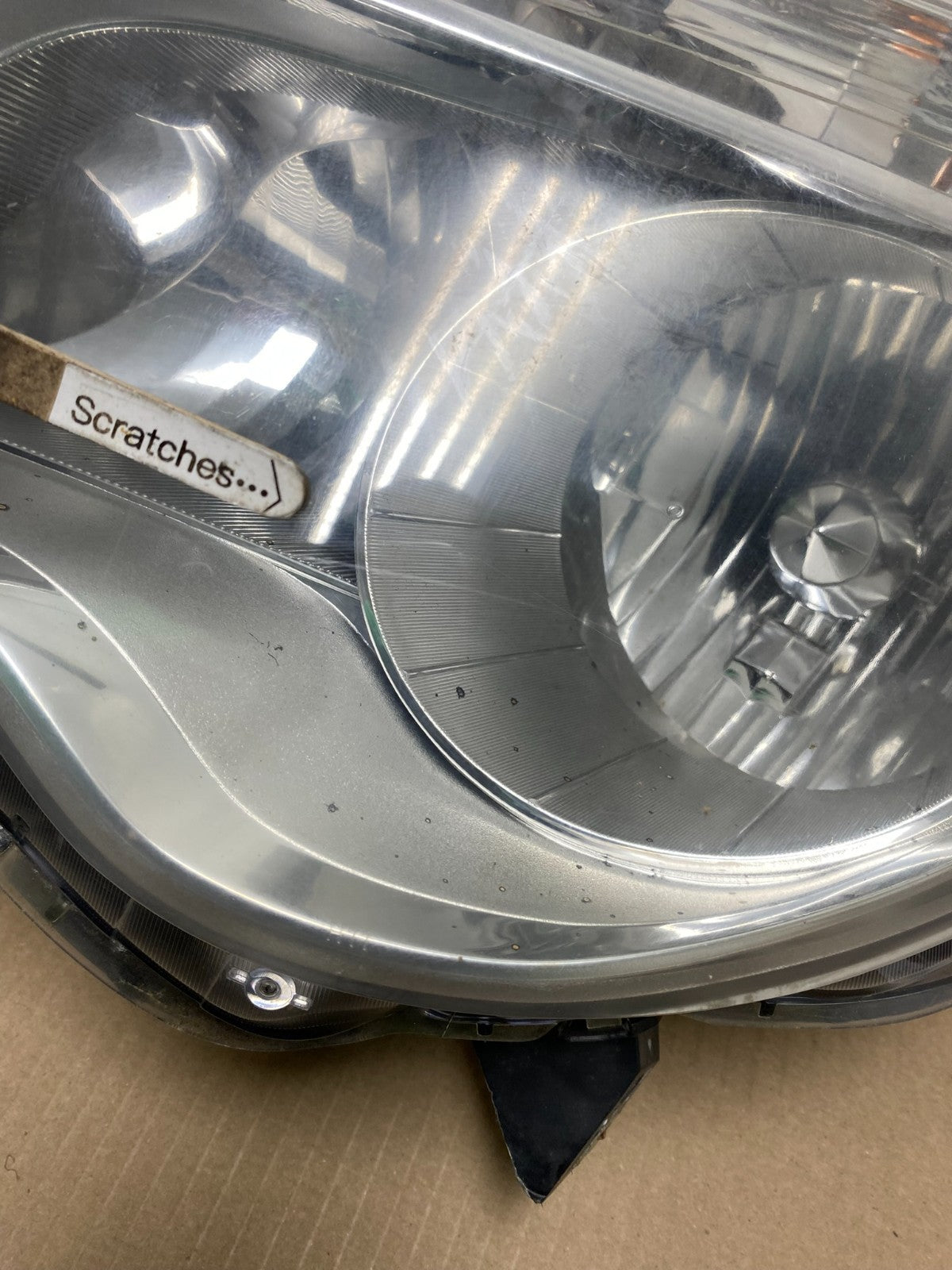 2010-2015 Chevrolet Equinox Halogen Headlight Left Driver LH Side AE6905 DW3