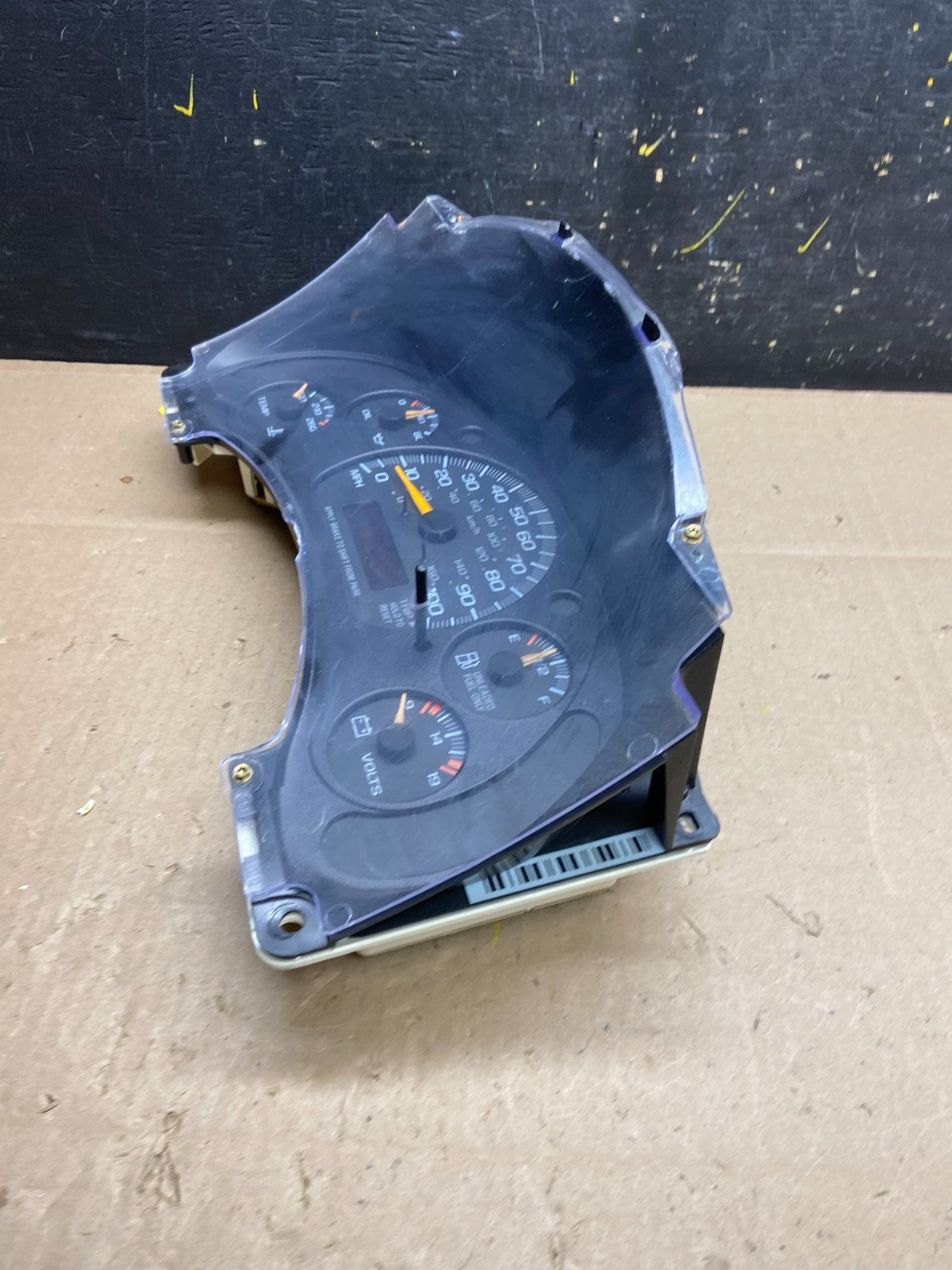 1996 to 2000 Chevrolet Express Speedometer Cluster Gauge T9362 DG3