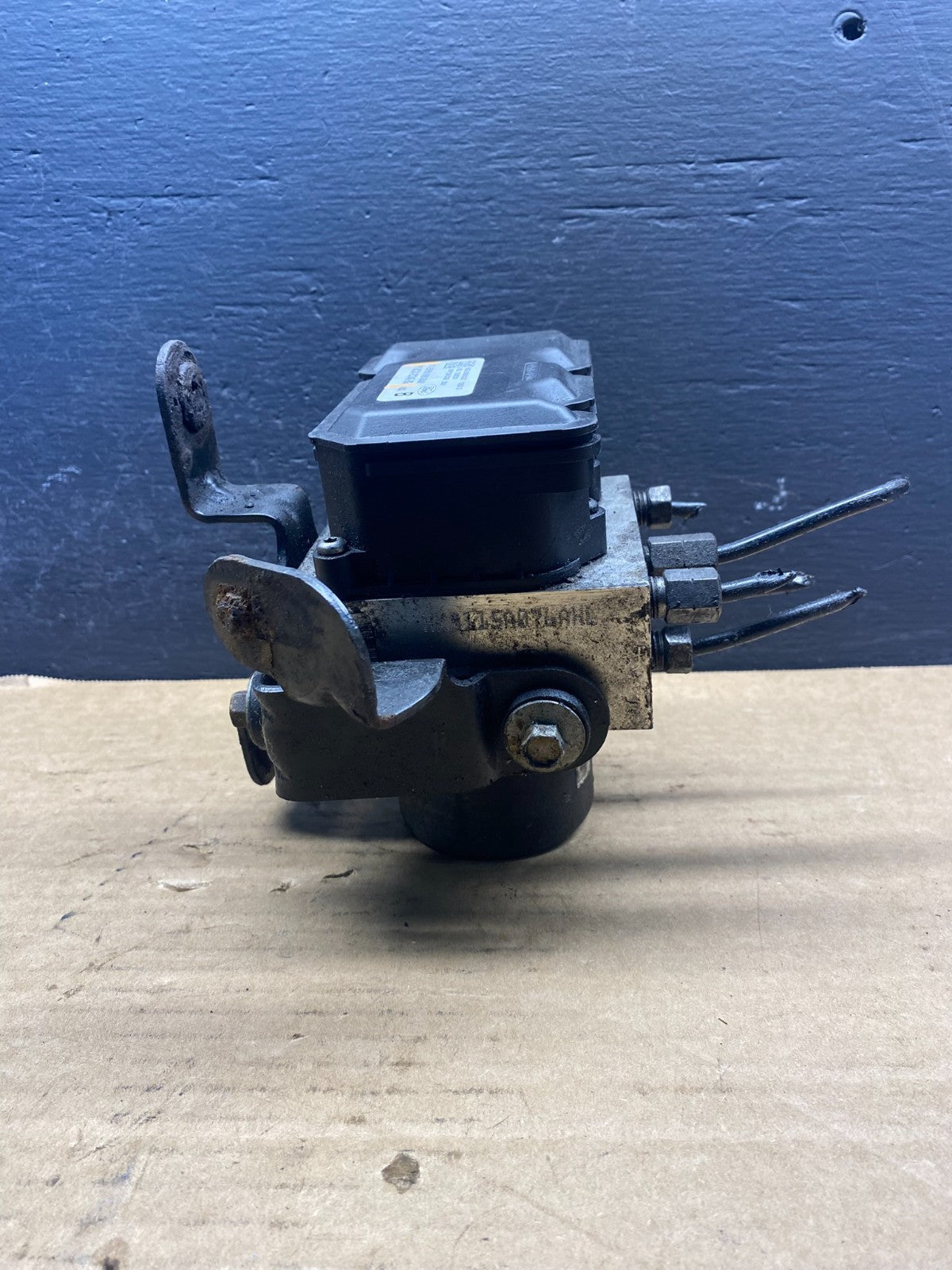 2008 - 2010 Ford E250 E350 Van ABS Anti Lock Brake Pump Module AC7991 DG2