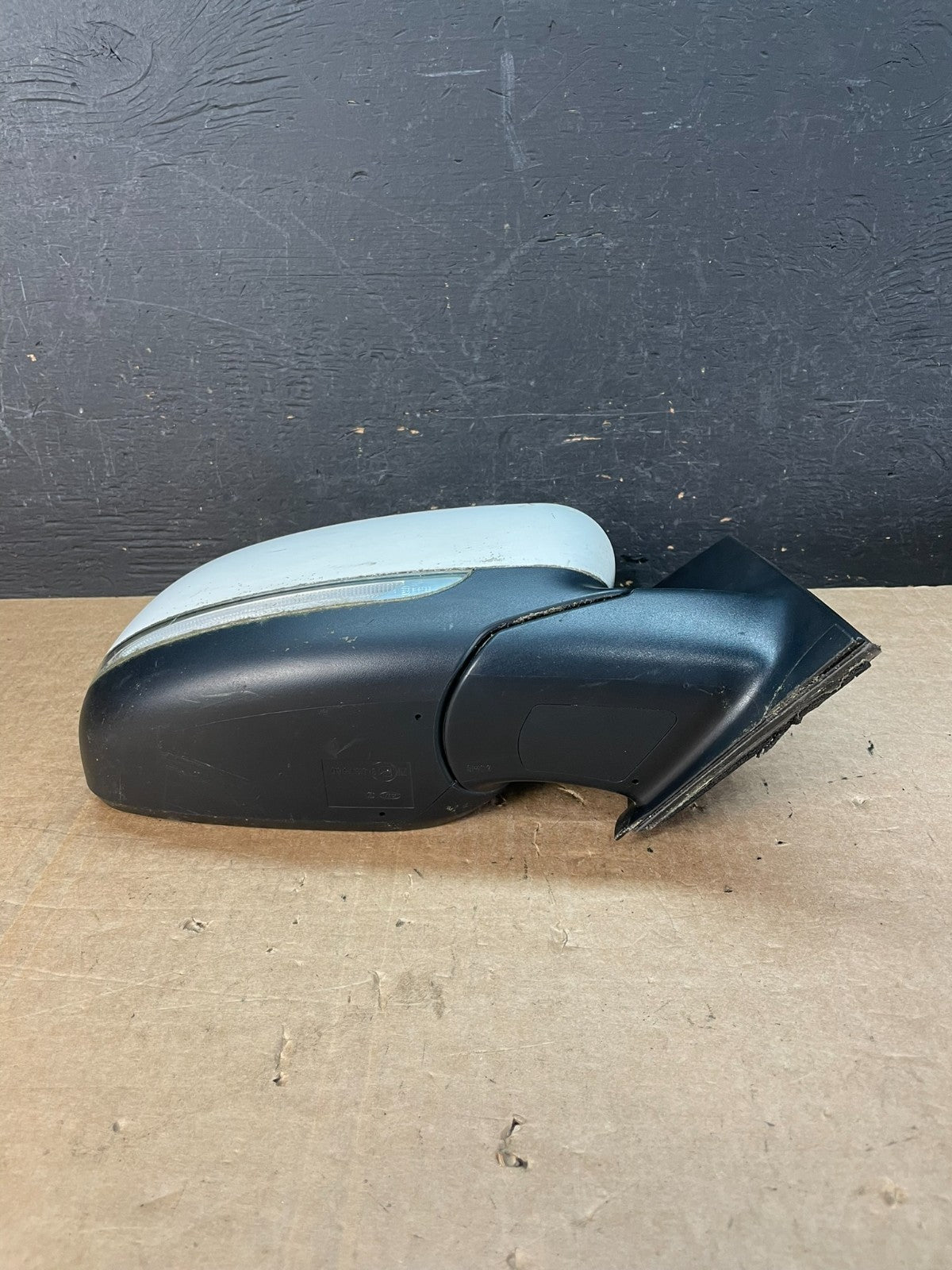 2015 to 2021 Kia Sedona Right Passenger RH Side Door Mirror AE8517 DG3
