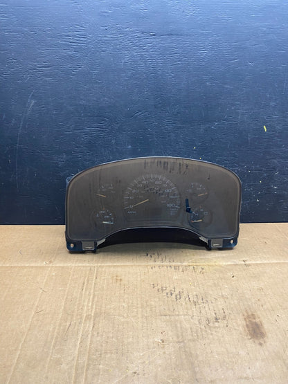 2004 to 2007 Chevrolet Express Speedometer Cluster Gauge O1331 PS0