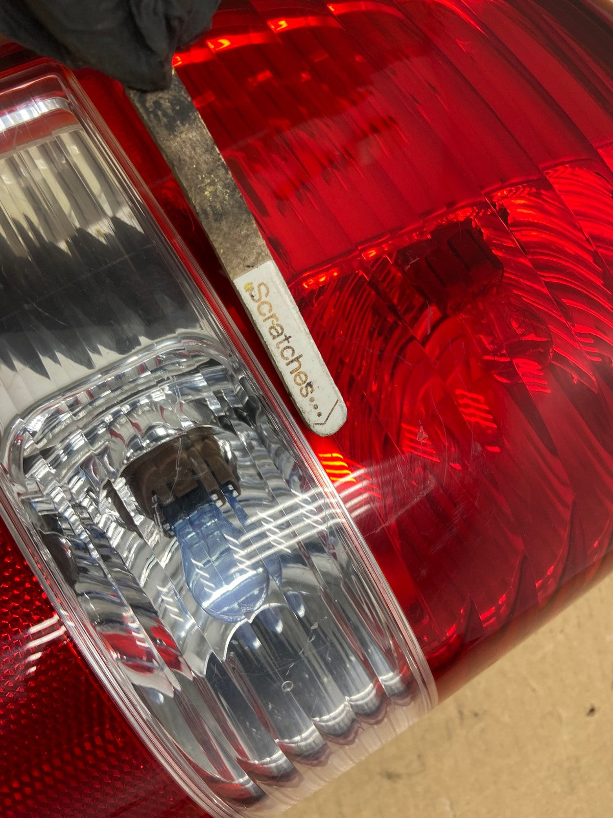 2004 to 2008 Ford F150 F-150 Left Driver LH Side Tail Light AH7817 LK3