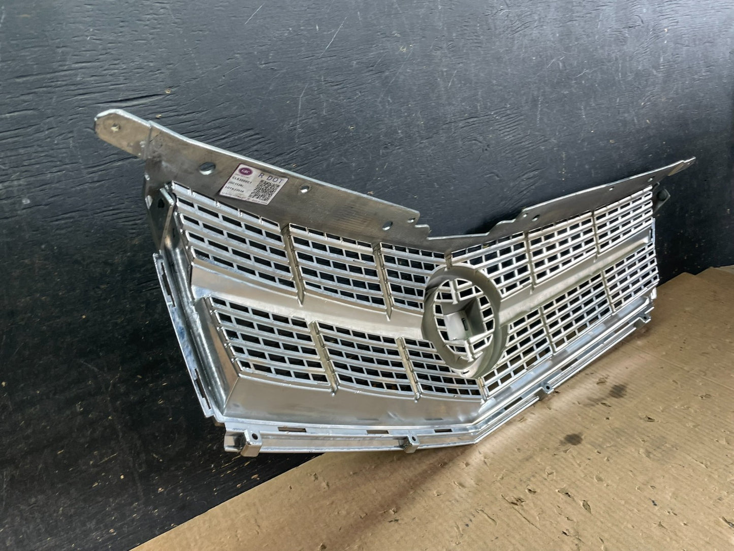 2010 to 2012 Cadillac SRX Front Upper Grille Grill Aftermarket y9848 DG5