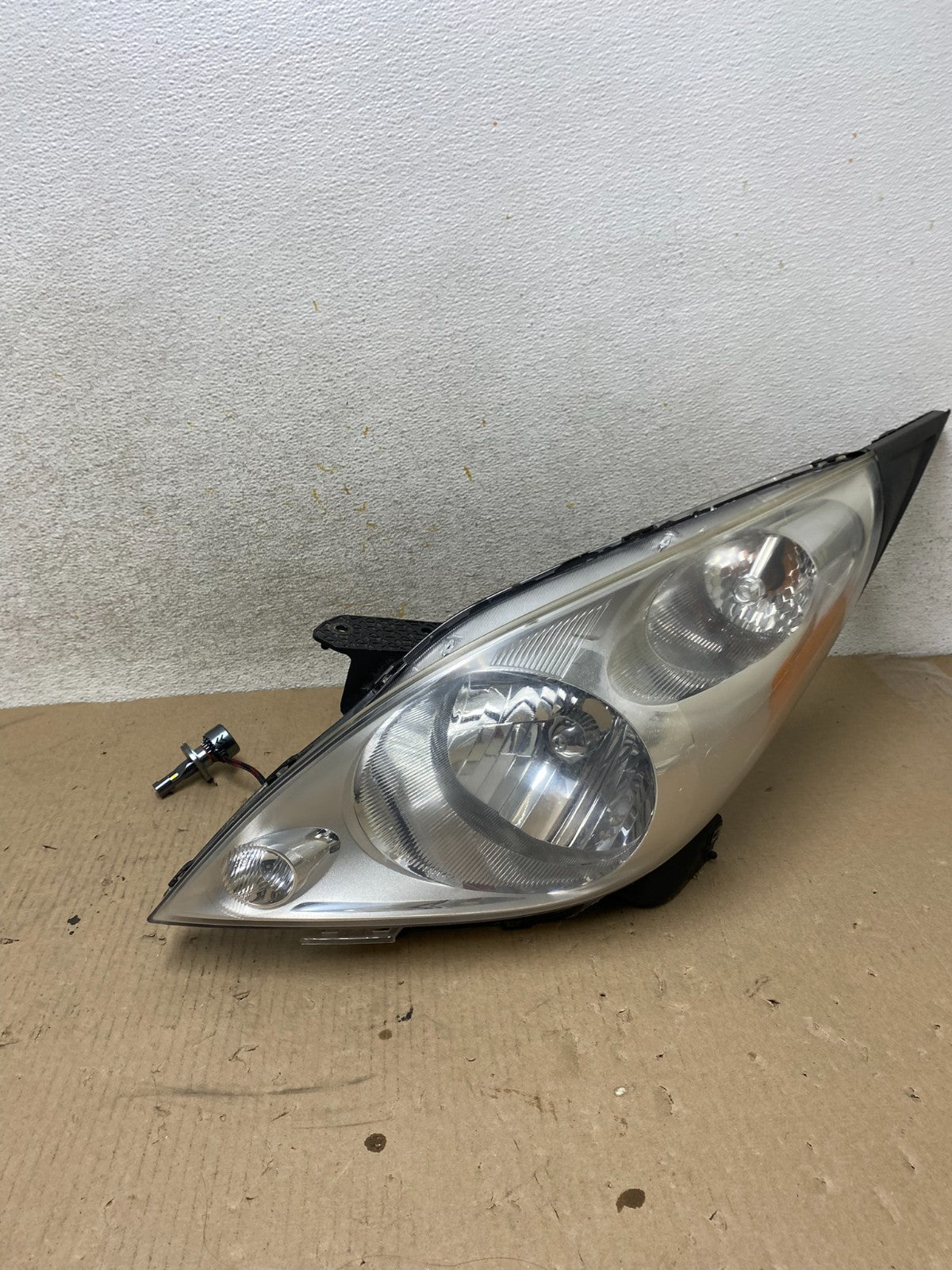 2013 to 2015 Chevrolet Spark Left Driver LH Halogen Headlight AH6800 DW0