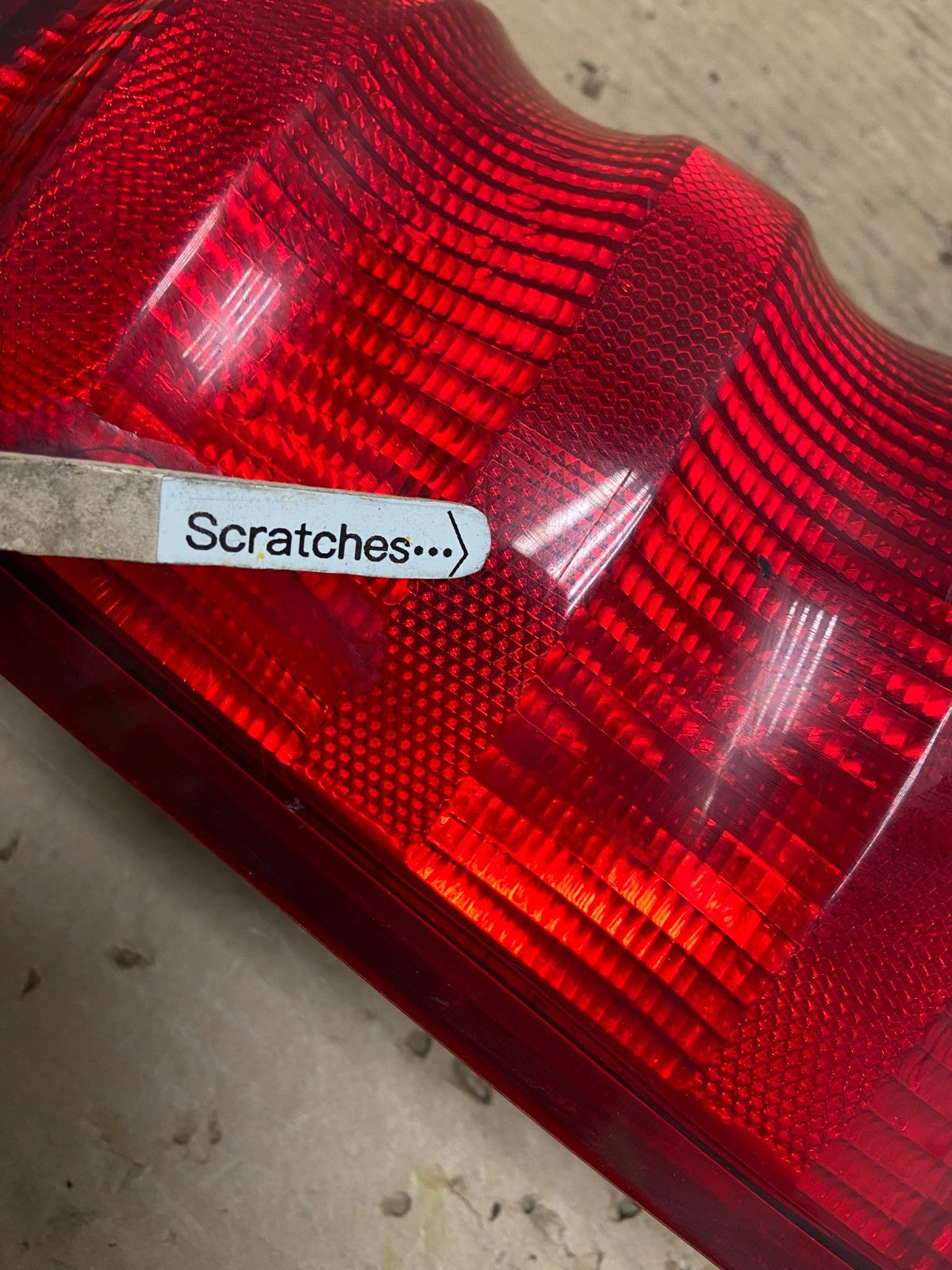 2001 - 2003 Ford Explorer Sport Left Driver LH Tail Light AA9472 DW3