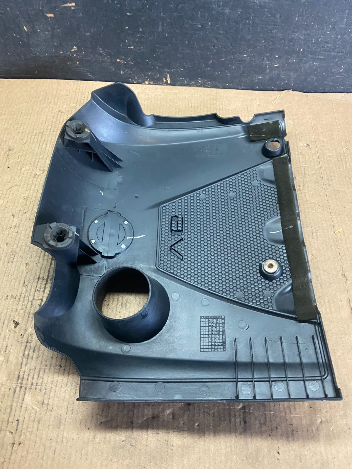 2009 to 2014 Nissan Maxima 3.5L Engine Motor Cover N9087 PS7
