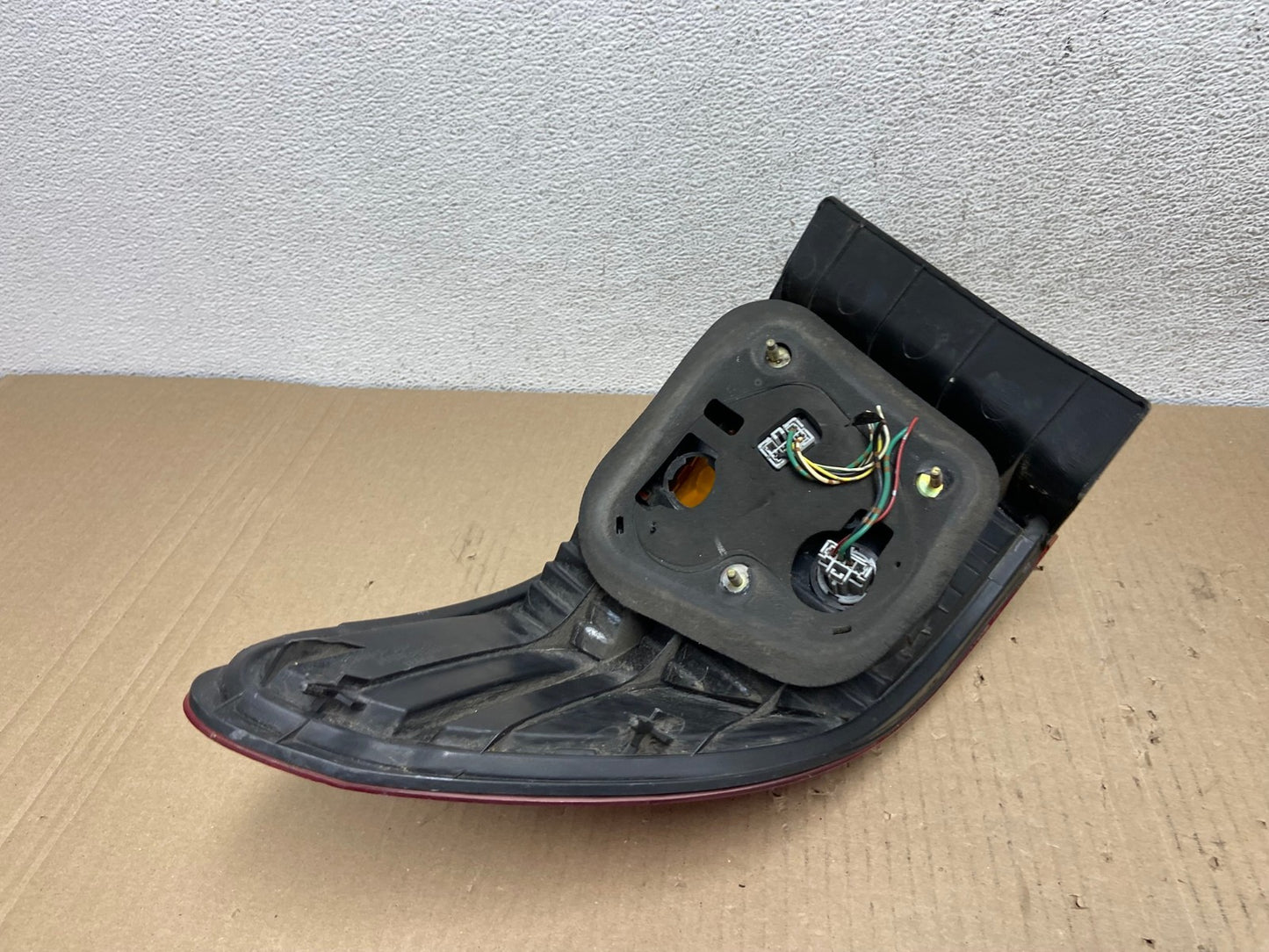 2001 to 2002 Honda Accord Sedan 4door Left Driver LH Tail Light AE9530 LK6