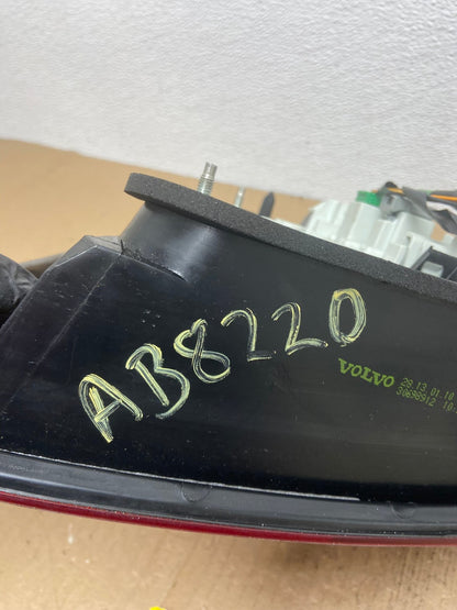 2004 to 2007 Volvo S40 Left Driver LH Side Tail Light OEM AB8220 LK5