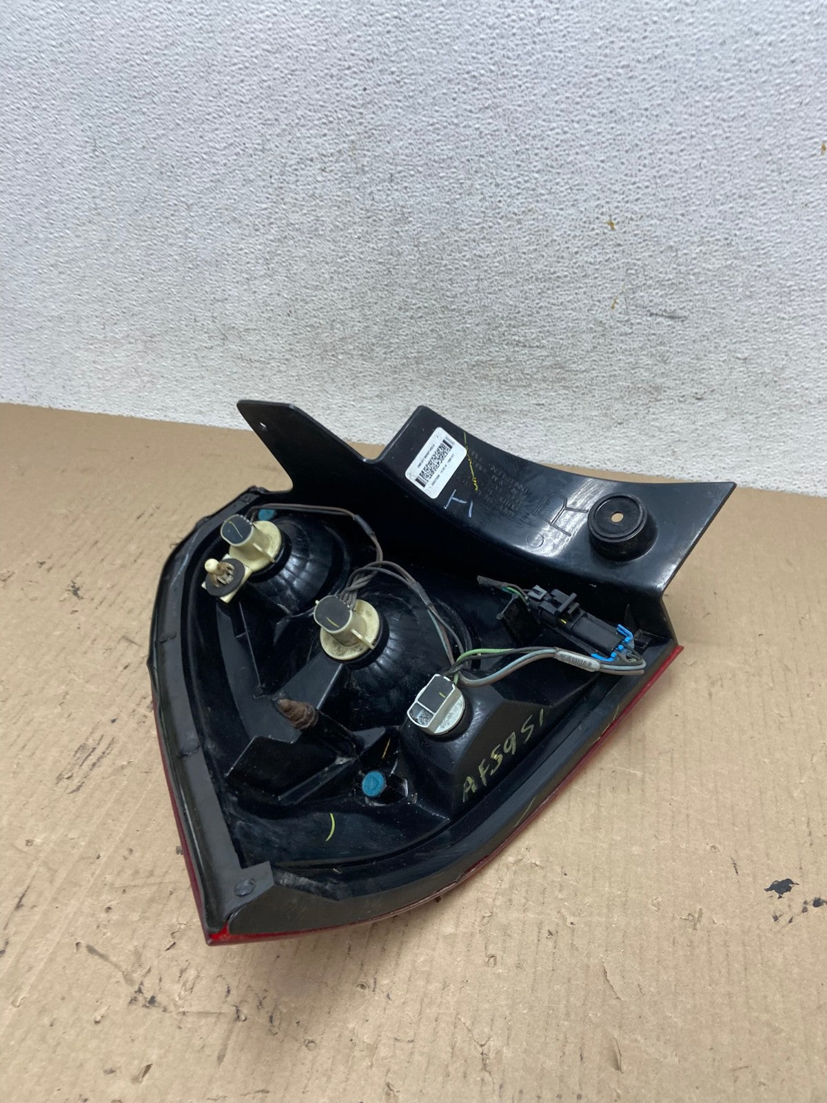 2004 2007 Chevrolet Malibu Hatchback Right Passenger Side Tail Light AF5951 LK6