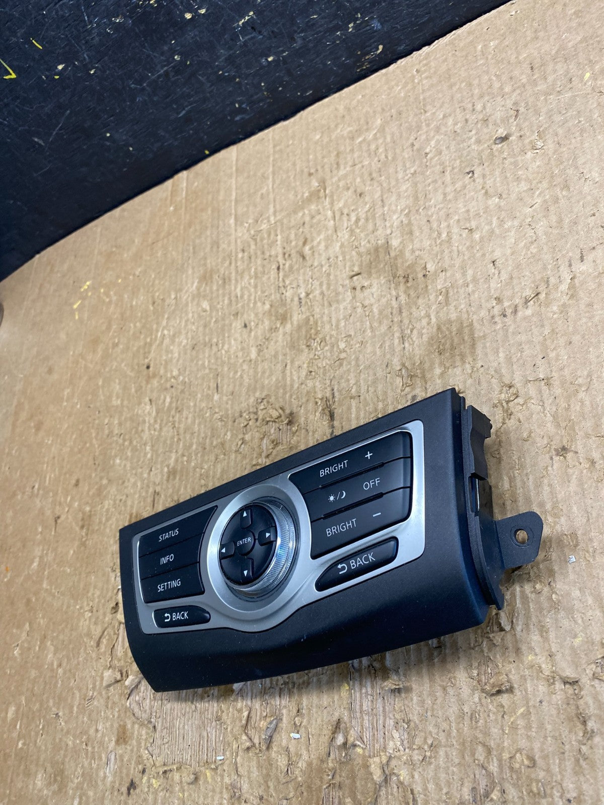 2009-2014 Nissan Murano AM FM Radio CD Control Panel z9961 DG1