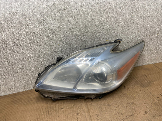 2010 - 2011 Toyota Prius Left Driver LH Blue Halogen Headlight Oem AA6917 DW0