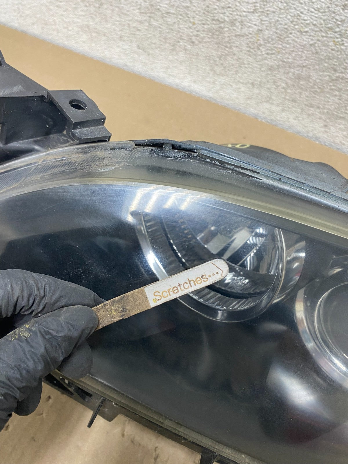 2004 to 2009 Mazda 3 Sedan Left Driver LH Side Headlight AI2270 DW6