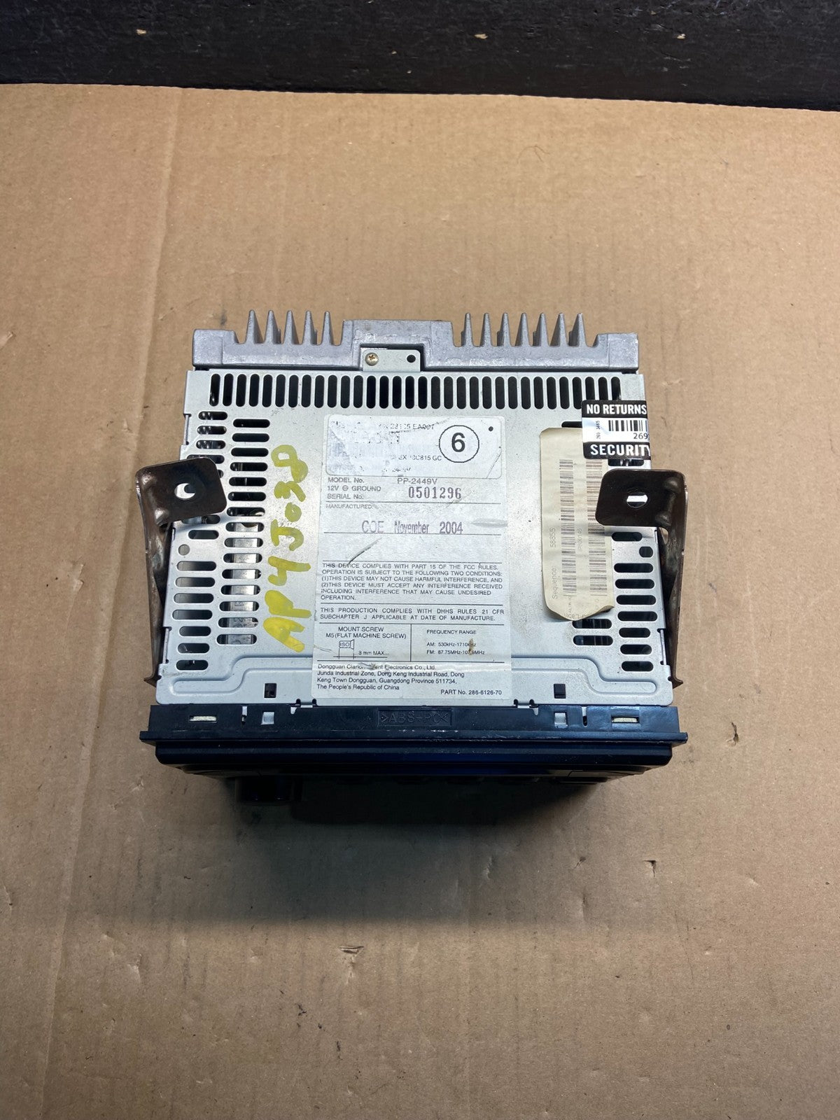 2005 to 2006 Nissan Frontier Xterra AM/FM CD Car Radio F9450 DG3