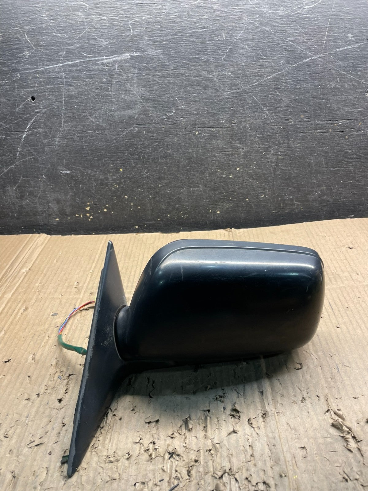 2000 to 2004 Subaru Legacy Outback Left Driver LH View Mirror Oem X4567 GD0