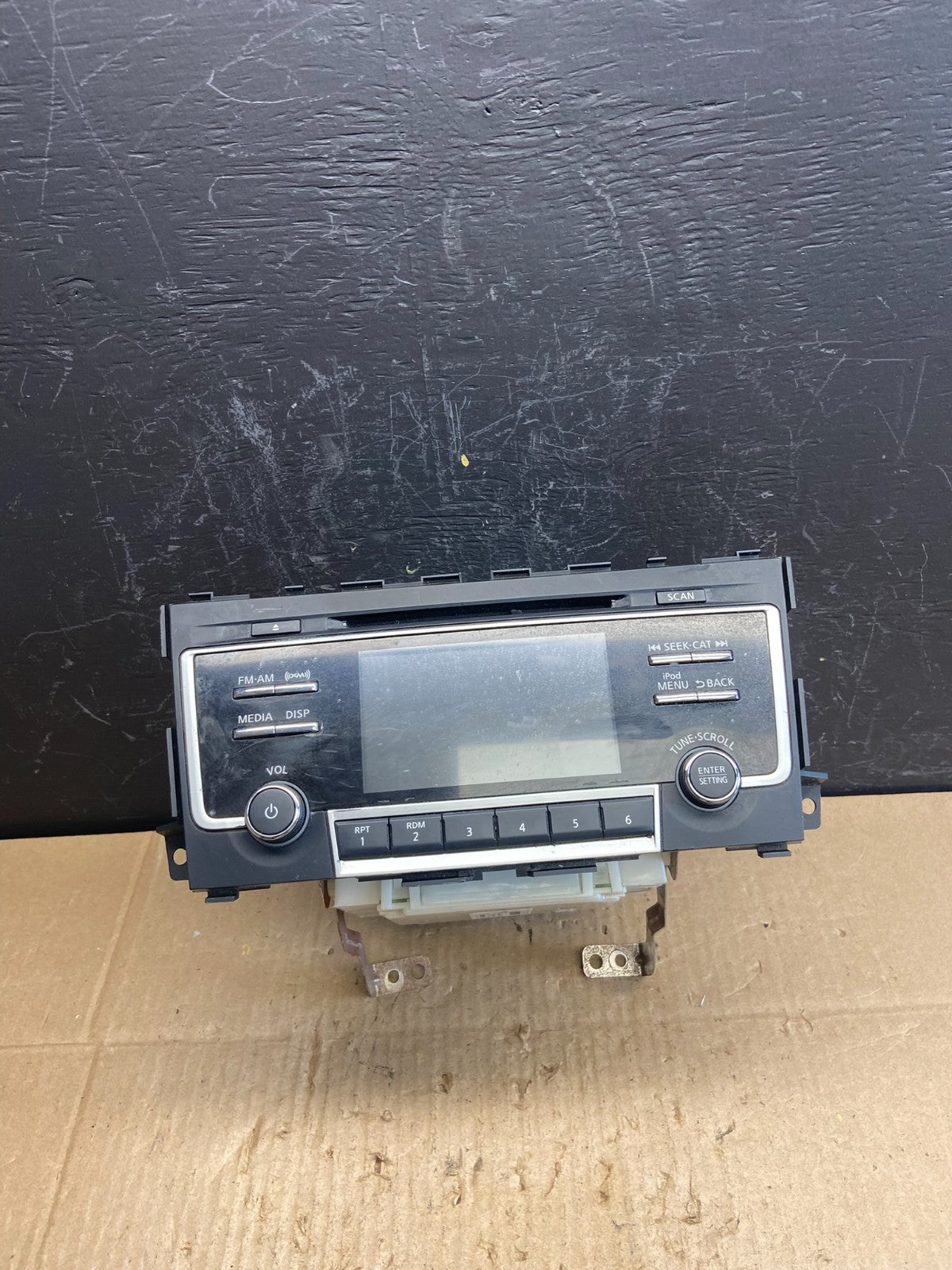 2017 2018 Nissan Altima Radio Screen Receiver AM-FM CD Player OEM ac4863  DG0