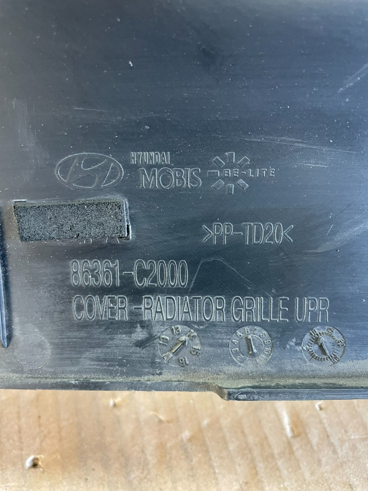 2015-2017 Hyundai Sonata Front Bumper Radiator Core Cover Grille ae3789 DG5