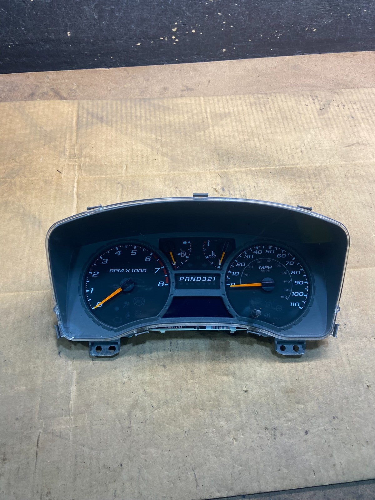 2006 Chevrolet Colorado Instrument Cluster Speedometer OEM Y4584 DG2