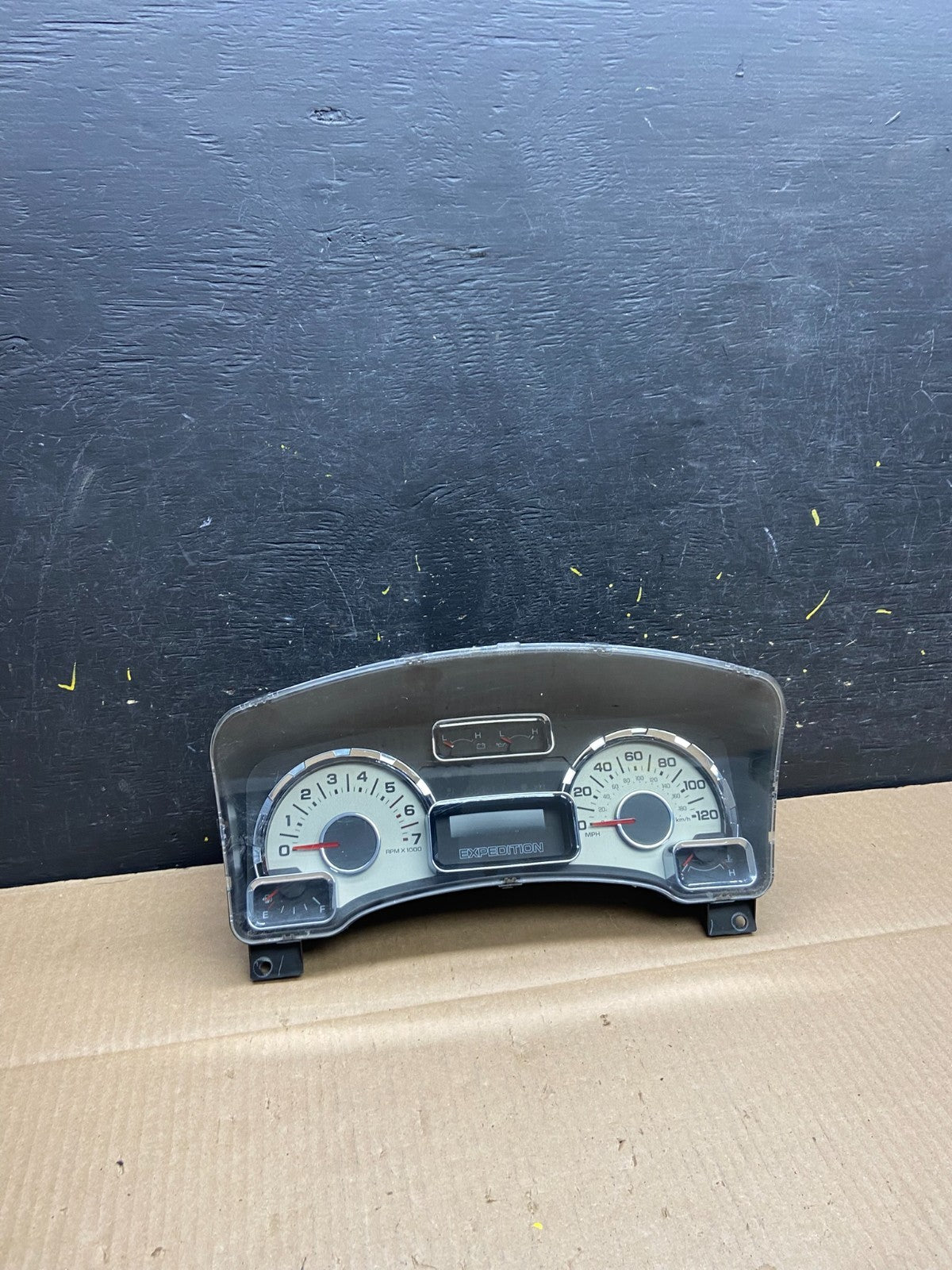 2007 Ford  Expedition Speedometer Cluster Gauge U5976 PS0