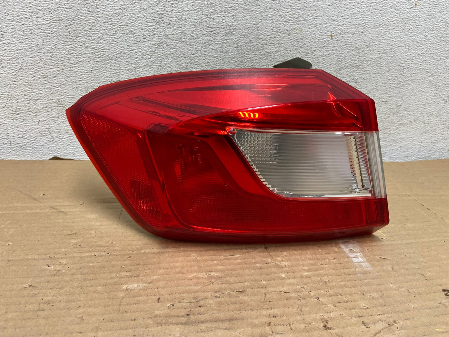 2016 2017 2018 Chevrolet Cruze Left Driver LH Tail Light AG9033 LK0