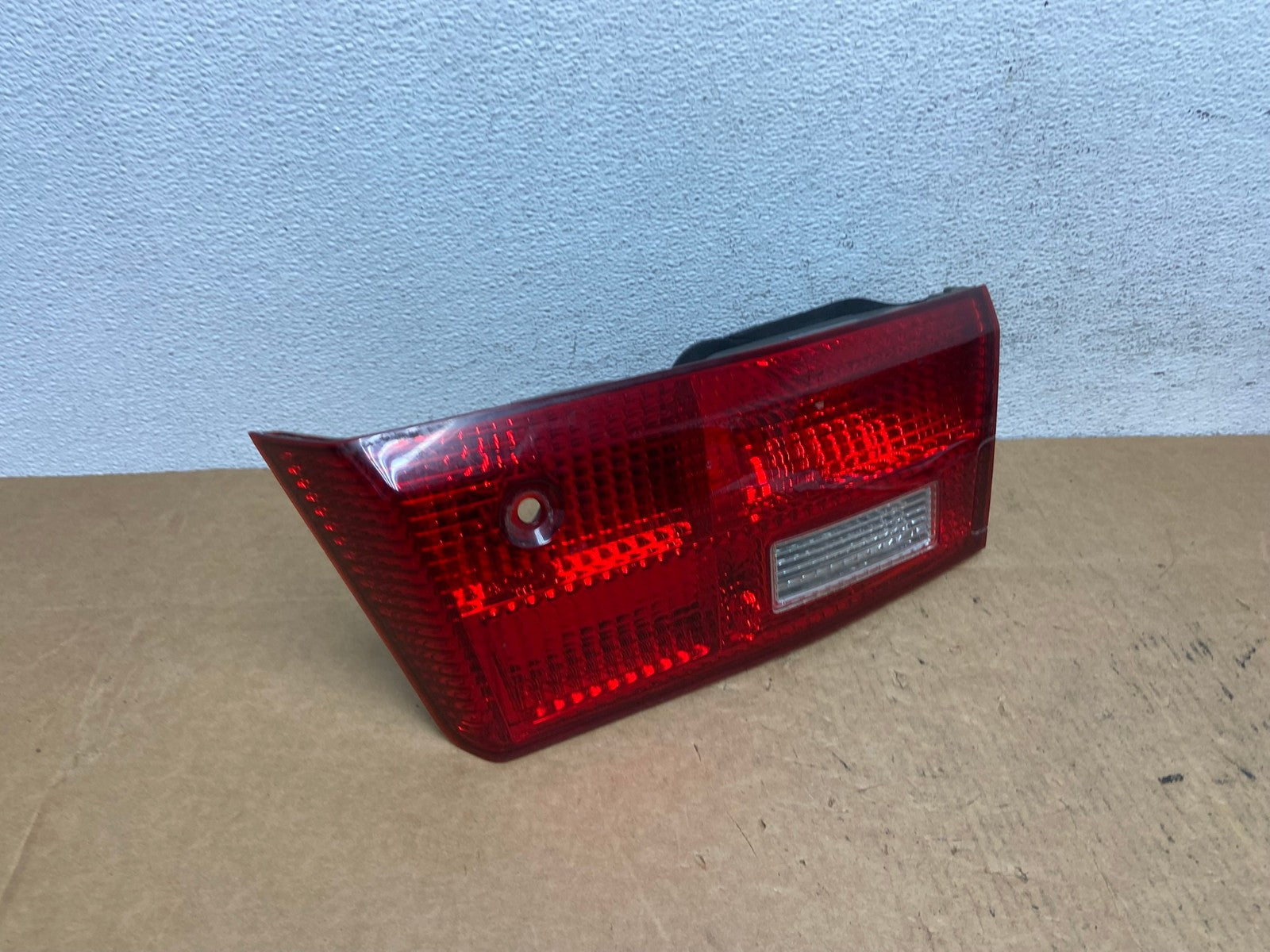 2005 Honda Accord Sedan Right Passenger Inner Tail Light AD4724 LK2