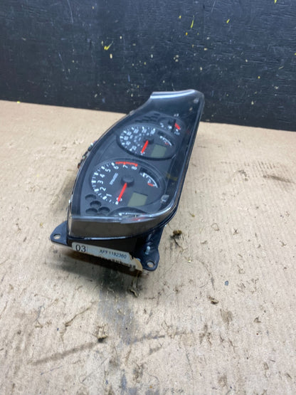2005 Nissan Xterra Frontier Speedometer Cluster Gauge OEM Q9315 DG2