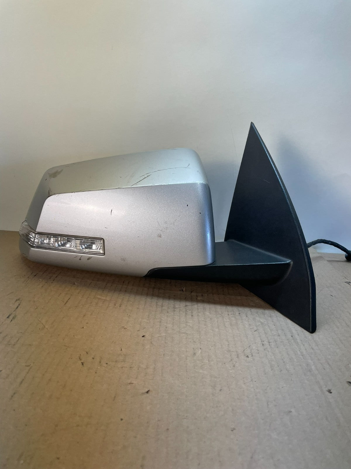 2009 to 2014 GMC Acadia Right Passenger Heated Door View Mirror AJ0607 DG0
