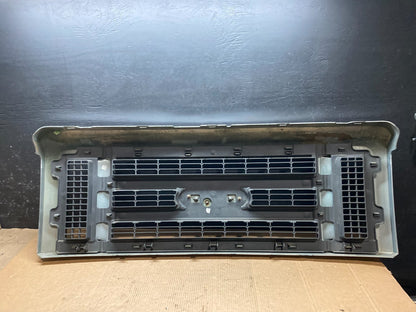 2008 to 2014 Ford Econoline E150 E250 Front Upper Chrome Grill Grille F68787