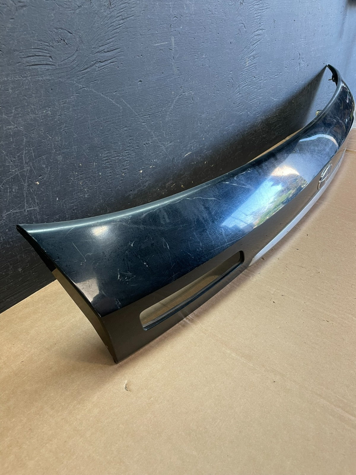 2005-2009 Subaru Legacy Outback Tail Lift Gate Trunk Finish Molding AE8344 DG2