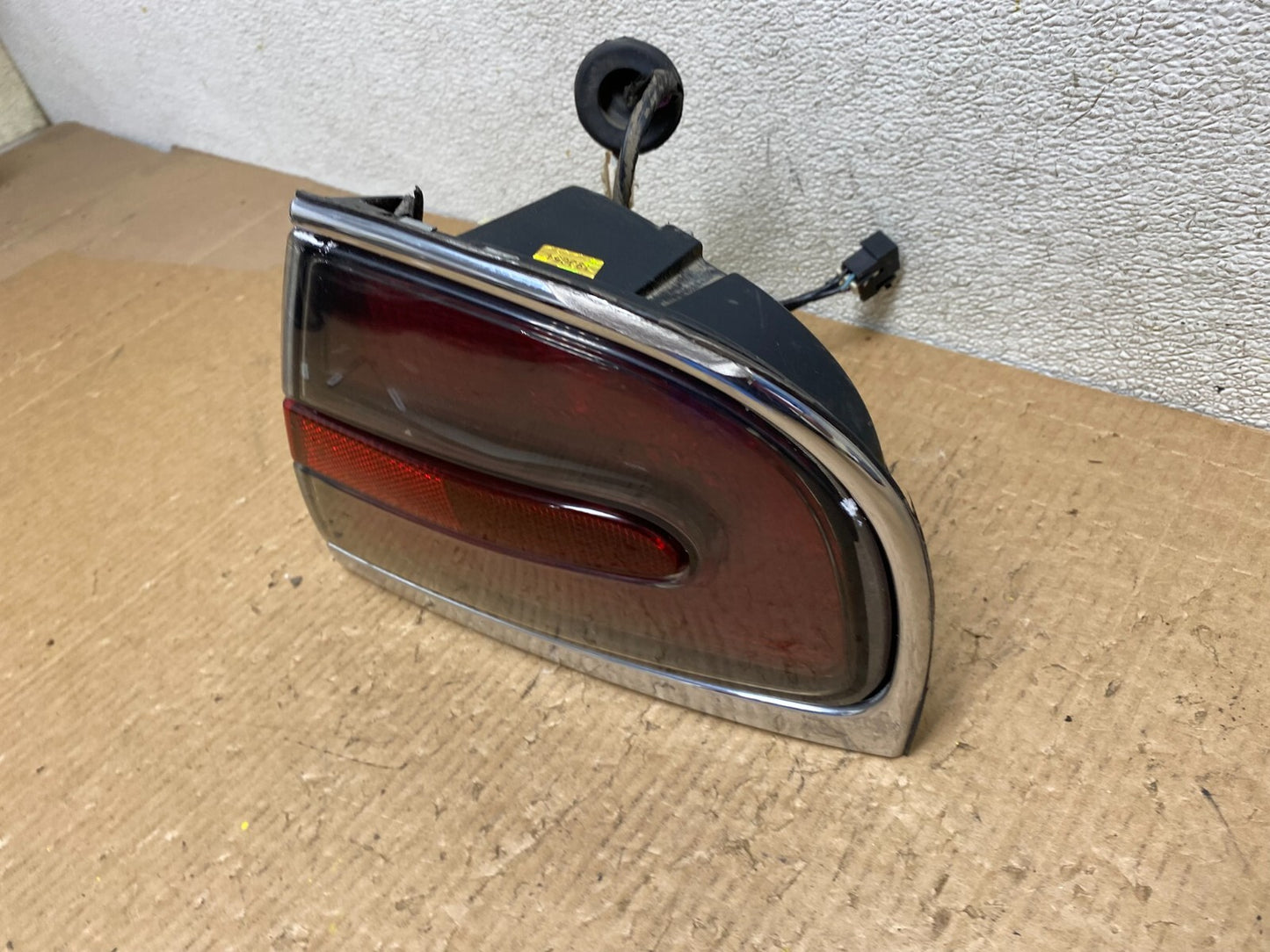 1997-1998 Buick Park Avenue Ave Right Passenger Rh Side Tail Light G0751 KC1